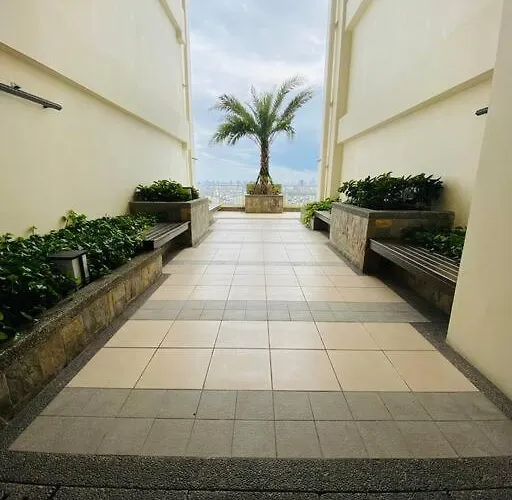 Holiday home Modern Living By The Celandine Dmci In Balintawak Manila